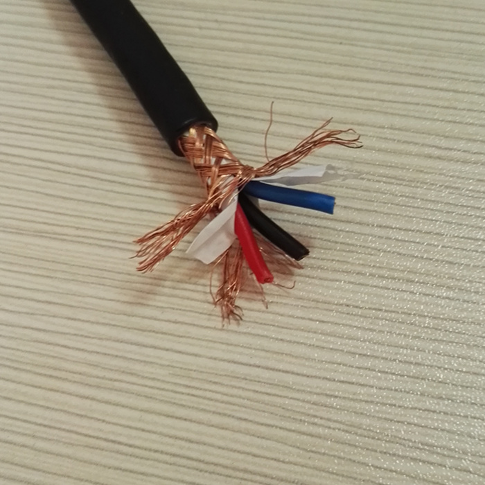 CY Creened Control Cablezag